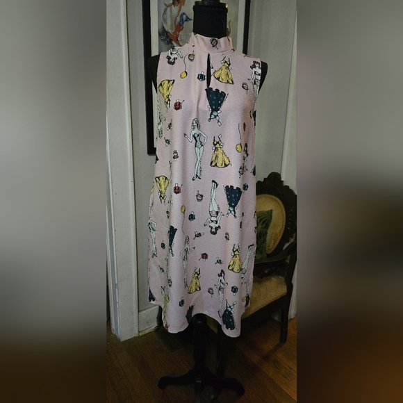 SMAK PARLOUR PAPERDOLL PATTERN SZ L DRESS. *BELT NOT INCLUDED* - Picture 7 of 8